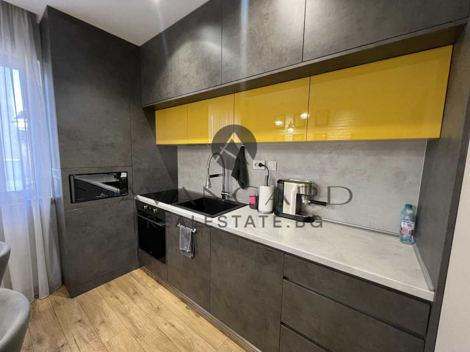 Продава се Многостаен апартамент в Пловдив, Кючук Париж - 95 кв.м за 3093 €/кв.м - Снимка #3