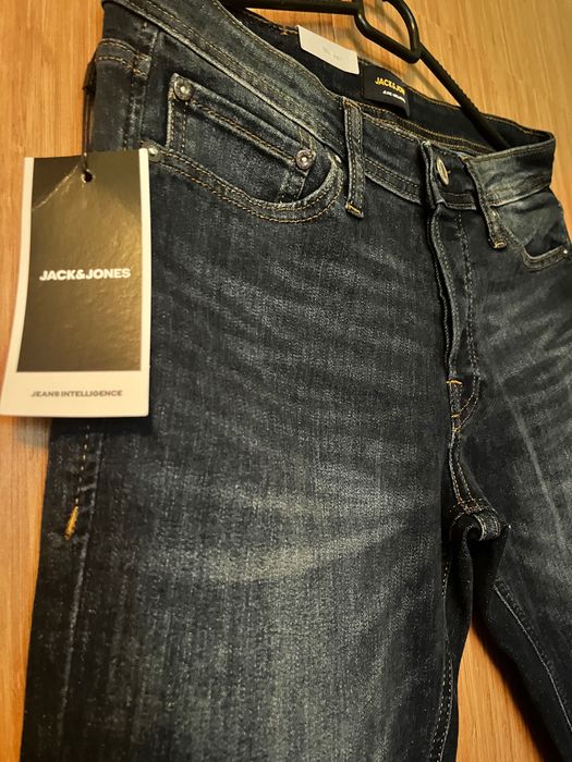 Нови дамски дънки- М размер- Jack&Jones