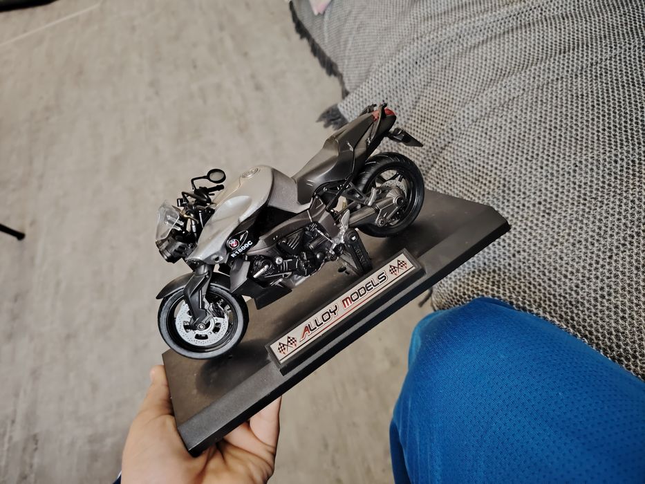 Нов детски мотор с поставка