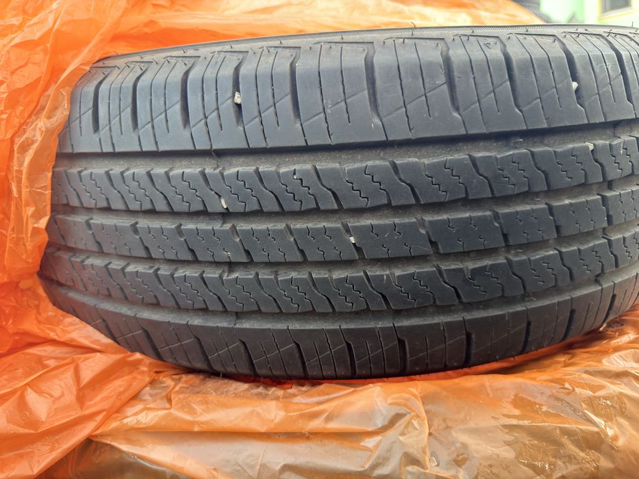 235/60 R18  Lionclaw  4бр