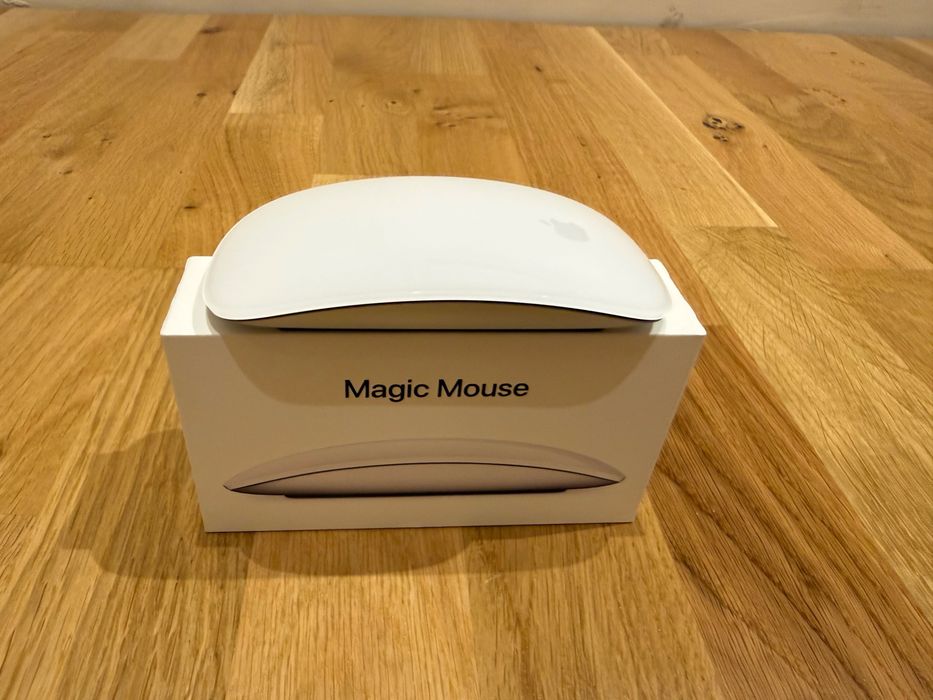Apple Magic Keyboard A2450 и Magic Mouse A1657 – отлично състояние