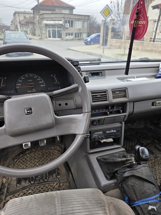 Опел Кампо2.3 Газ
