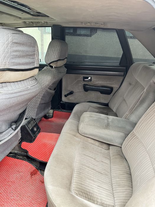 Audi 100 (c3 facelift)
