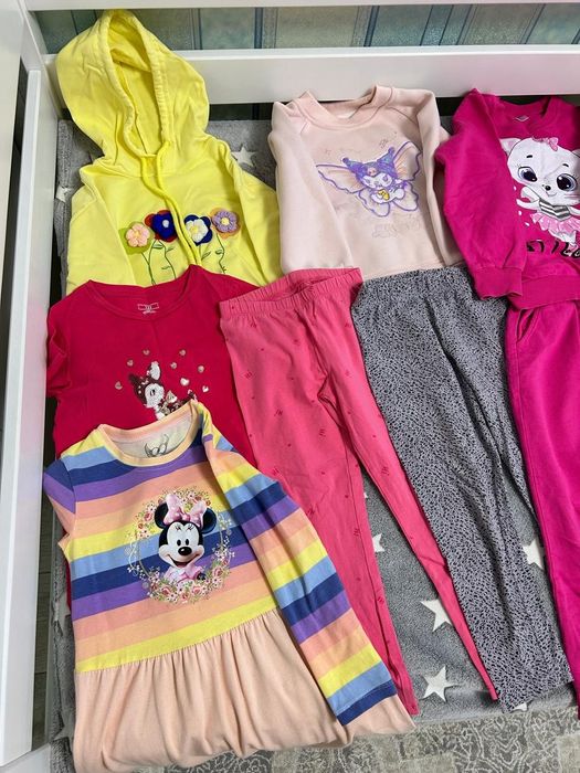 Продам вещи на девочку 5-6 лет