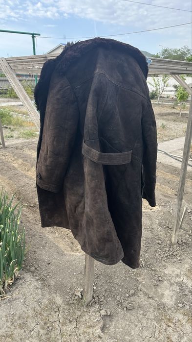 Продаю натуральный пальто (тон)