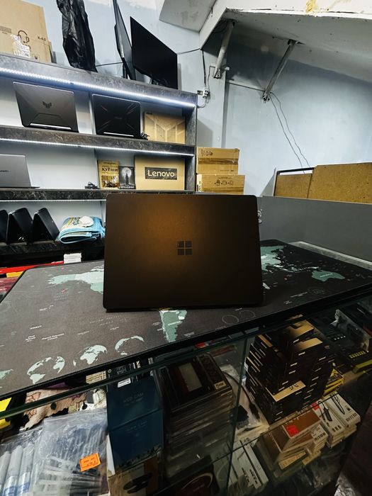 Офисный ноутбук Microsoft Surface intel core i7-1065G7