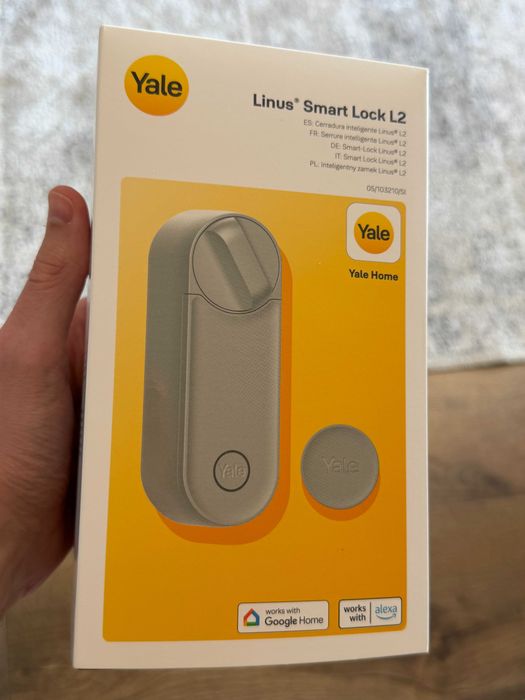 Yale Linus L2 argintiu + cilindru ajustabil + Wi-Fi Bridge, nou
