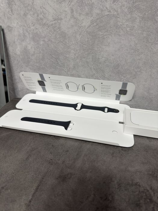 Продам Apple Watch Series 7 41mm