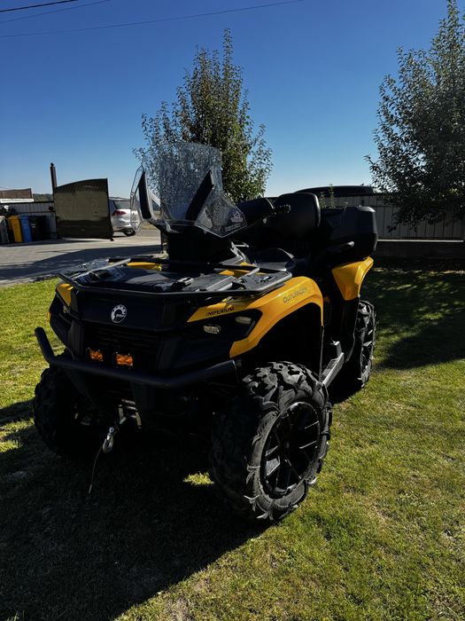 Can-am outlander 700