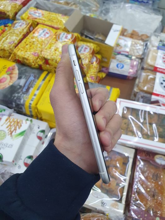 IPhone 11 64gb kh/a продам