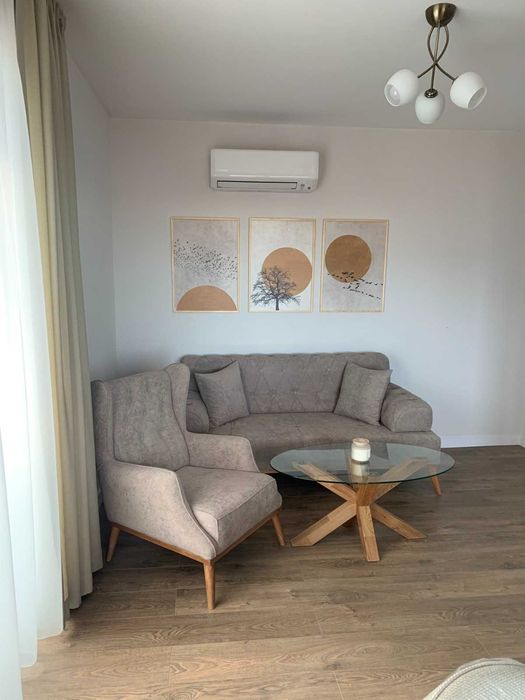 Обзаведен двустаен апартамент в Центъра,гр.Хасково