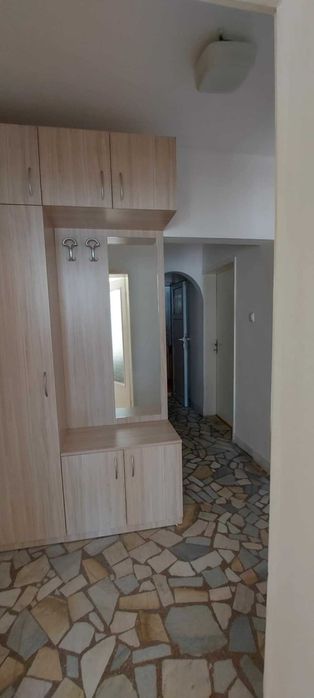 Продава се Тристаен апартамент в Хасково, Център - 100 кв.м за 1030 €/кв.м - Снимка #12