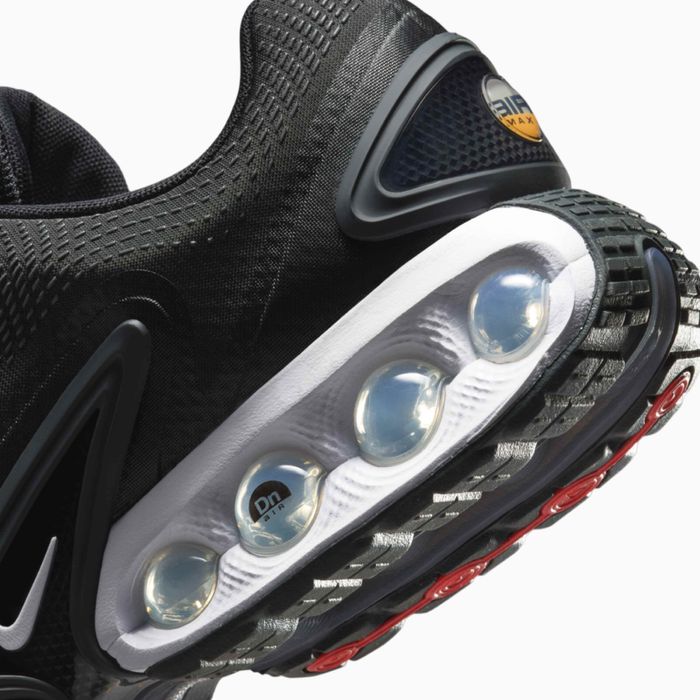 Оригинални мъжки маратонки Nike Air Max DN DV3337-012