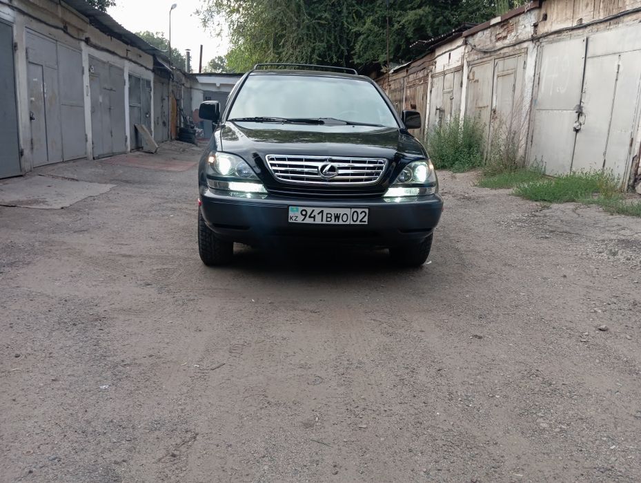 Продам Lexus RX300
