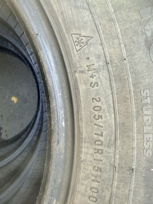 Продам резину 205.70.р15