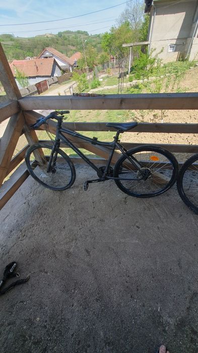 Biciclete shimano cu frane pe disc am si cu schimbator in butuc