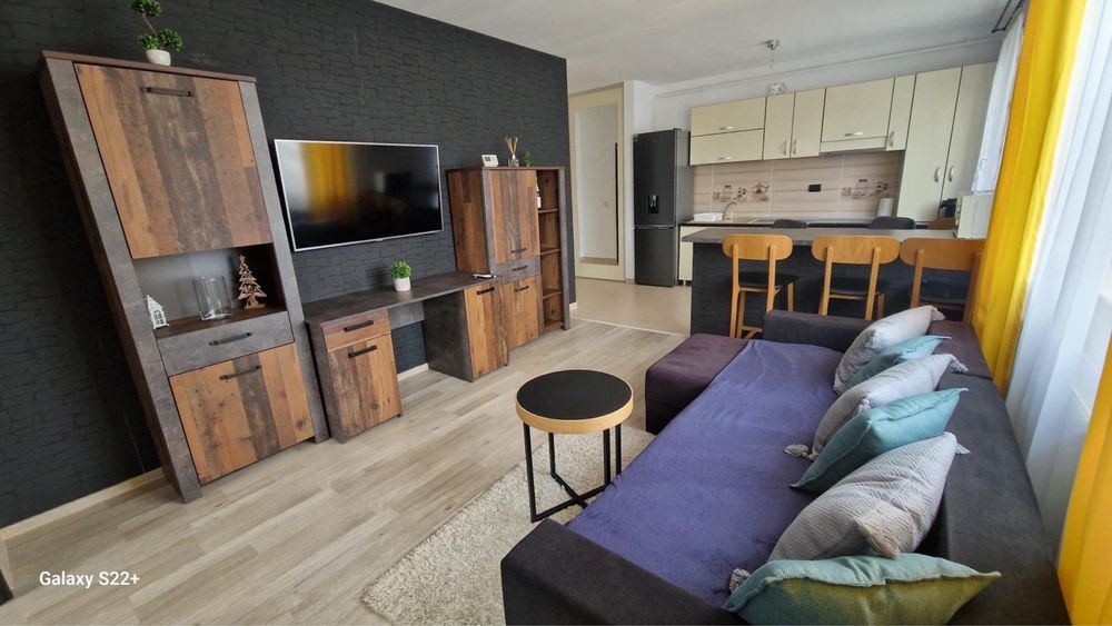 Inchiriere apartament Floresti