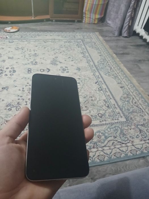 Продам Телефон Redmi 15