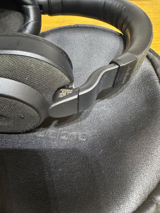 5 пар премиум-наушников Sony Bose Jabra