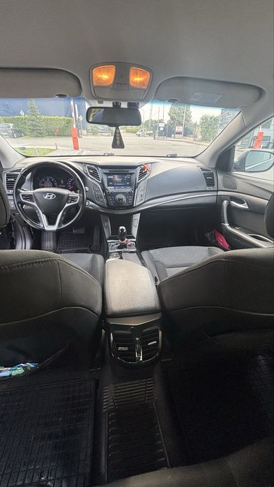 Hyndai i40 sedan