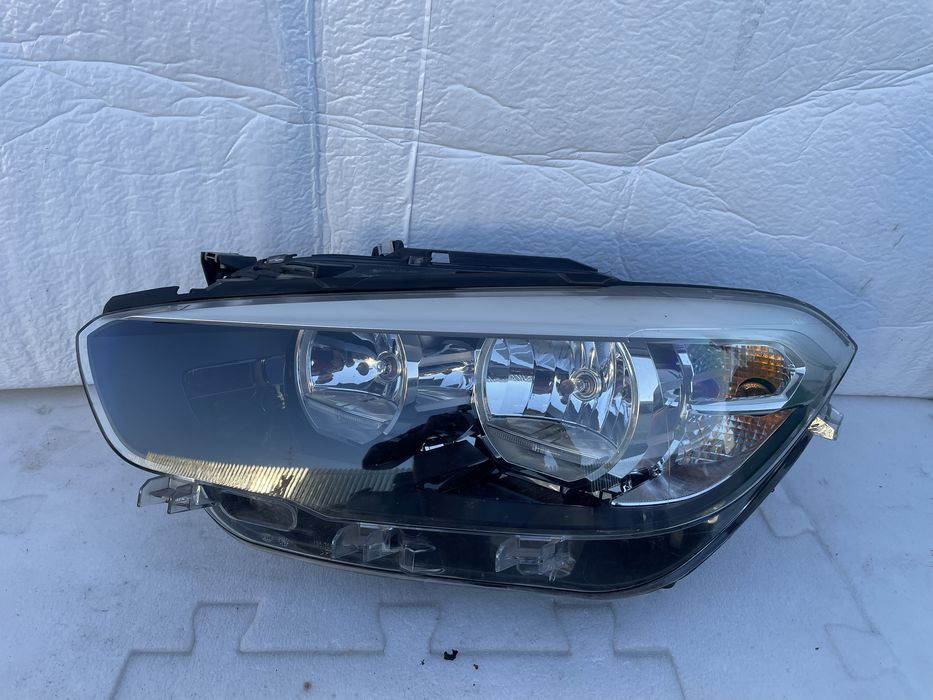 Far stanga Bmw F20 F21 Lci facelift