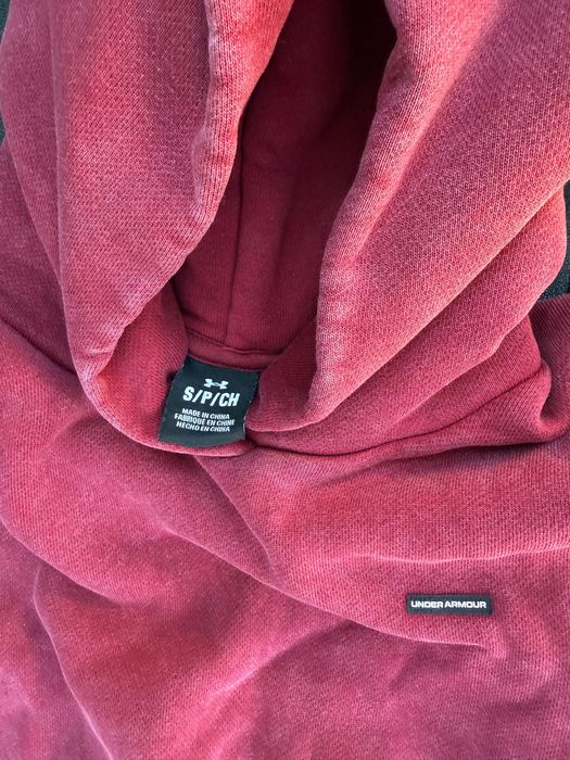 Чисто Нов Under Armour