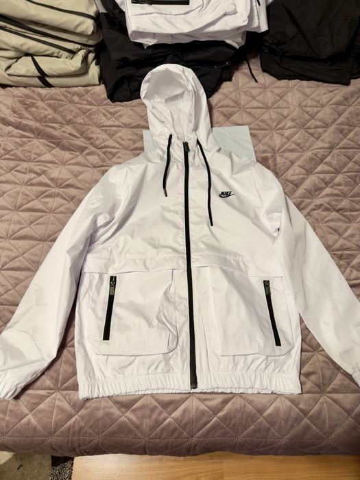 Jacheta Nike dri-fit windbreaker(fâș)model 2026(S-XXL) livrare oriunde