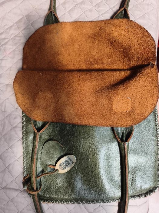 Geantă handmade din piele naturală – verde olive, tabletă/laptop