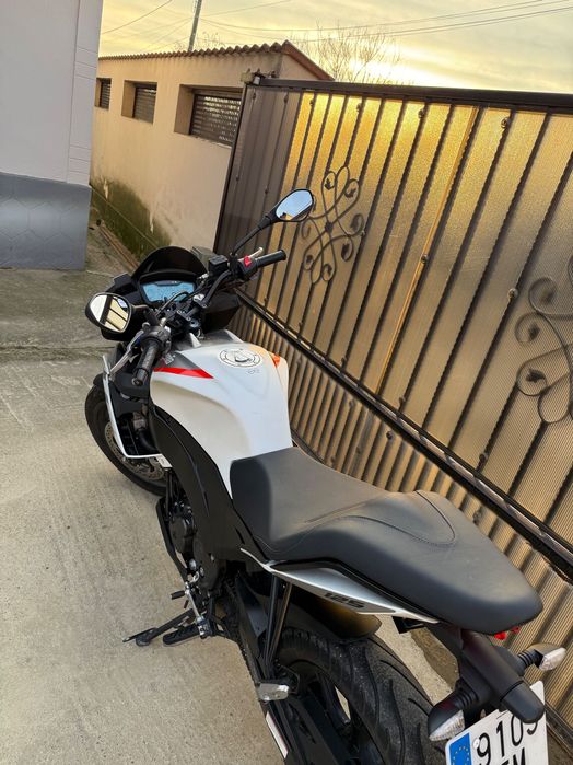 Aprilia Tuono 125/Octombrie 2021/7200 km/Adusa recent