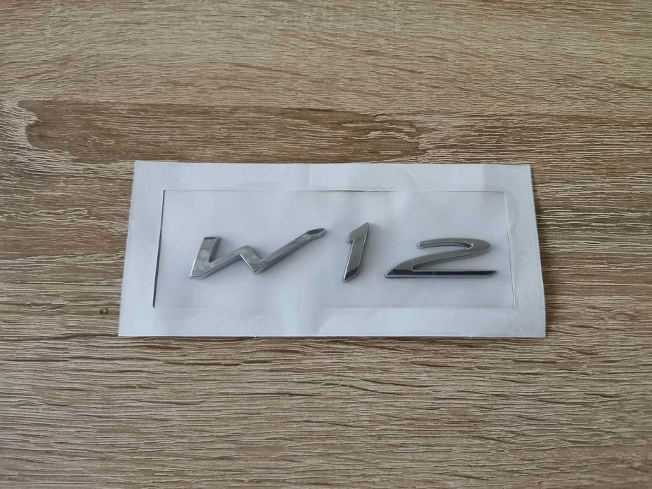 сребриста емблема W12 за Bentley