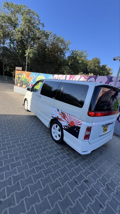 NISSAN elgrand e51