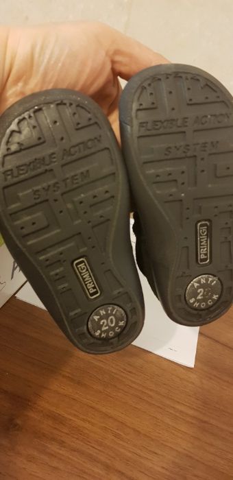 Pantofi piele Primigi, negri cu pietre, mărimea 20, interior 13,5 cm