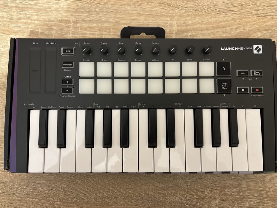 MIDI controller Novation Launchkey Mini Ableton, FL Studio