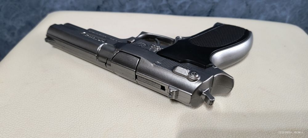 Масивен метален пистолет с капси COLT +96 бр. капси