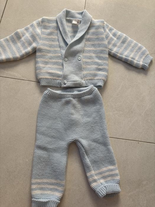 Costum tricotat 6 luni