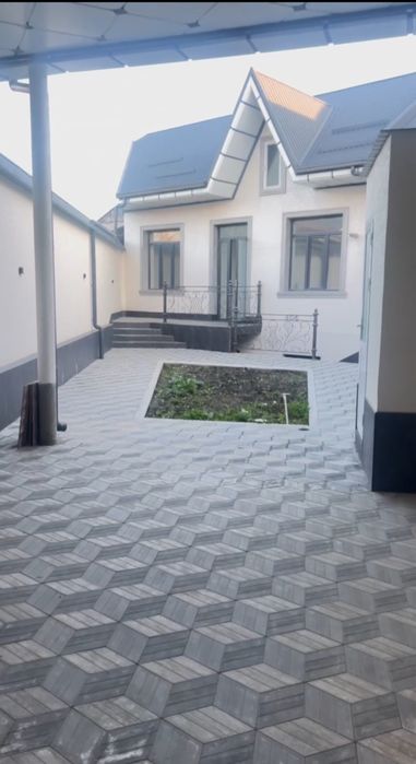 Срочно!!!Дом Чортак 1,8 4 комнат 82000&