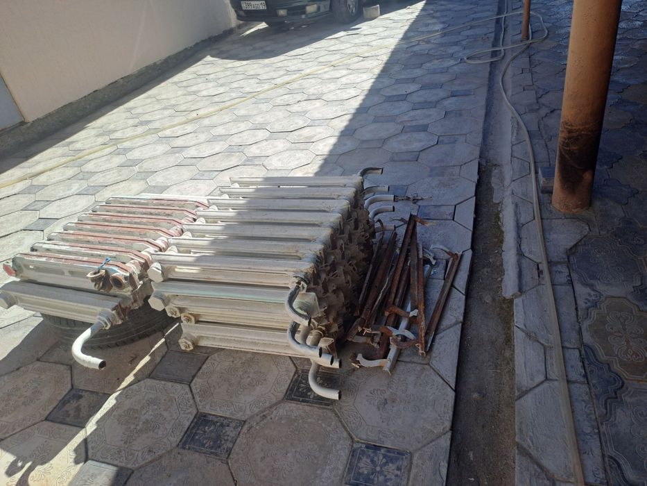 Батарей чугунные