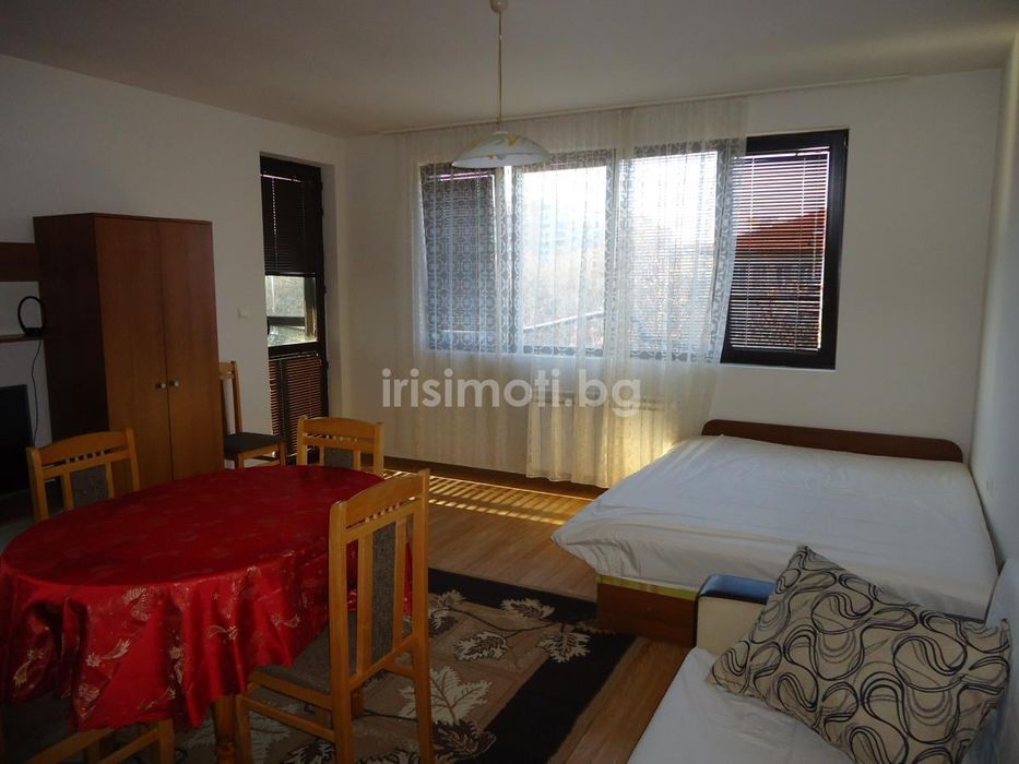 Под наем двустаен, €600, 90кв.м. в Стрелбище