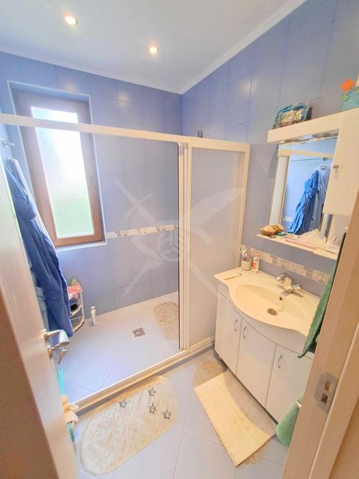 Етаж от къща в полите на Предбалкана! Град Баня 49479