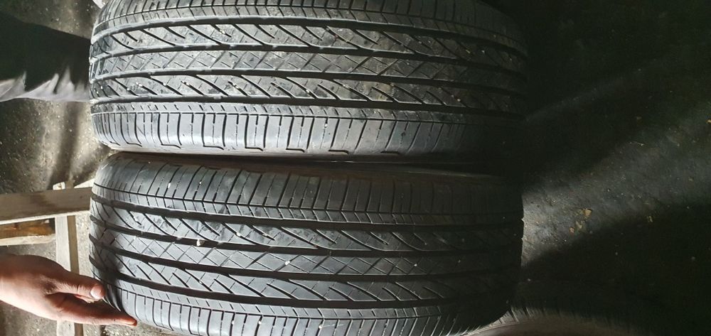 Гуми 4бр 215/60/17 - 1бр- 90лв