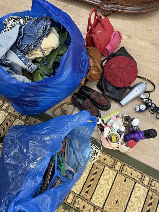 Женская одежда, обувь