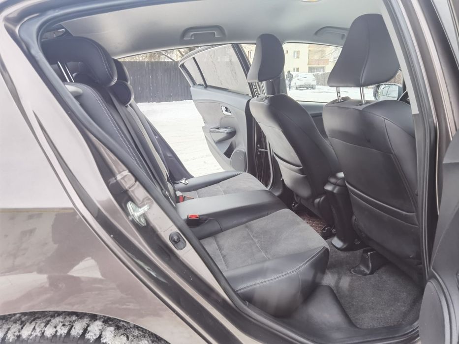 Honda Insight HYBRID 2013