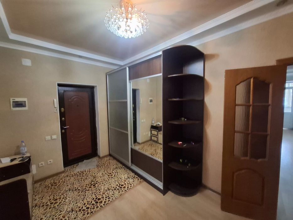 Продам люстры в отличном состоянии