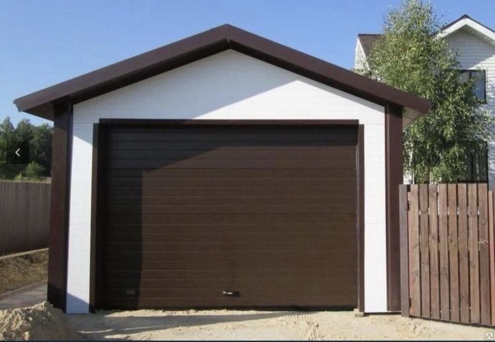 Facem garaje auto din panouri sandwich structura metalică