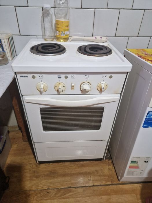Срочно продам электрич плитку