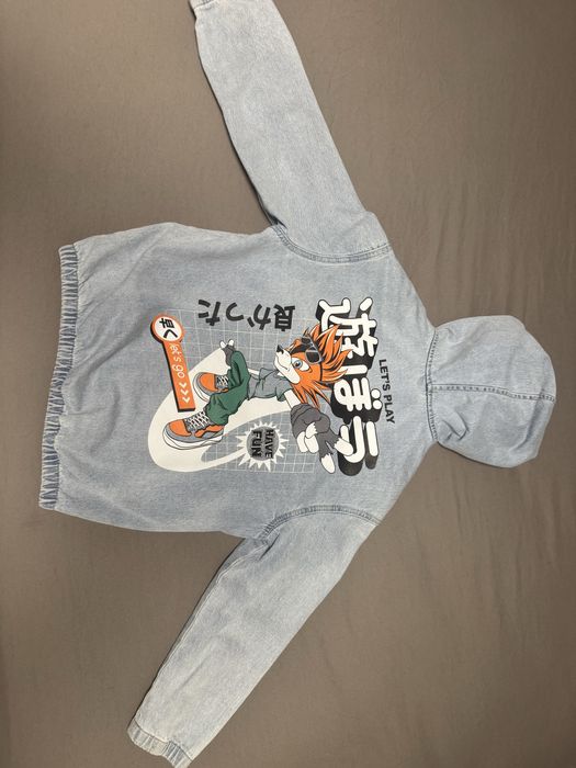 Продам куртку на мальчика