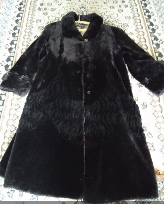 Продам шубу б/у.