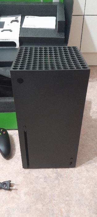 Игровая консоль Xbox series X 1TB