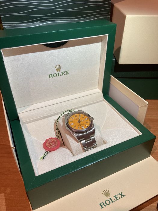 Rolex oyester yellow
