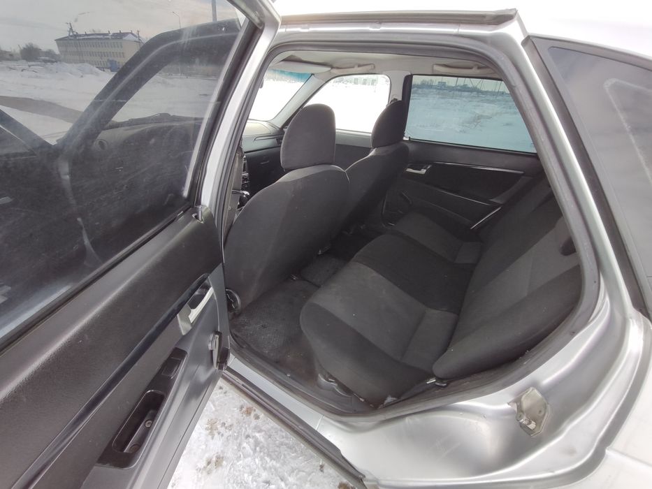 Продам приору 14 год